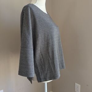 Max Studio Gray and Cream Boxy Blouse